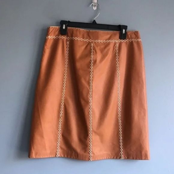 Gap Khakis Camel Leather Stitch Pencil Skirt, NWOT Southwestern Boho Vibe Sz.0 - Picture 4 of 7